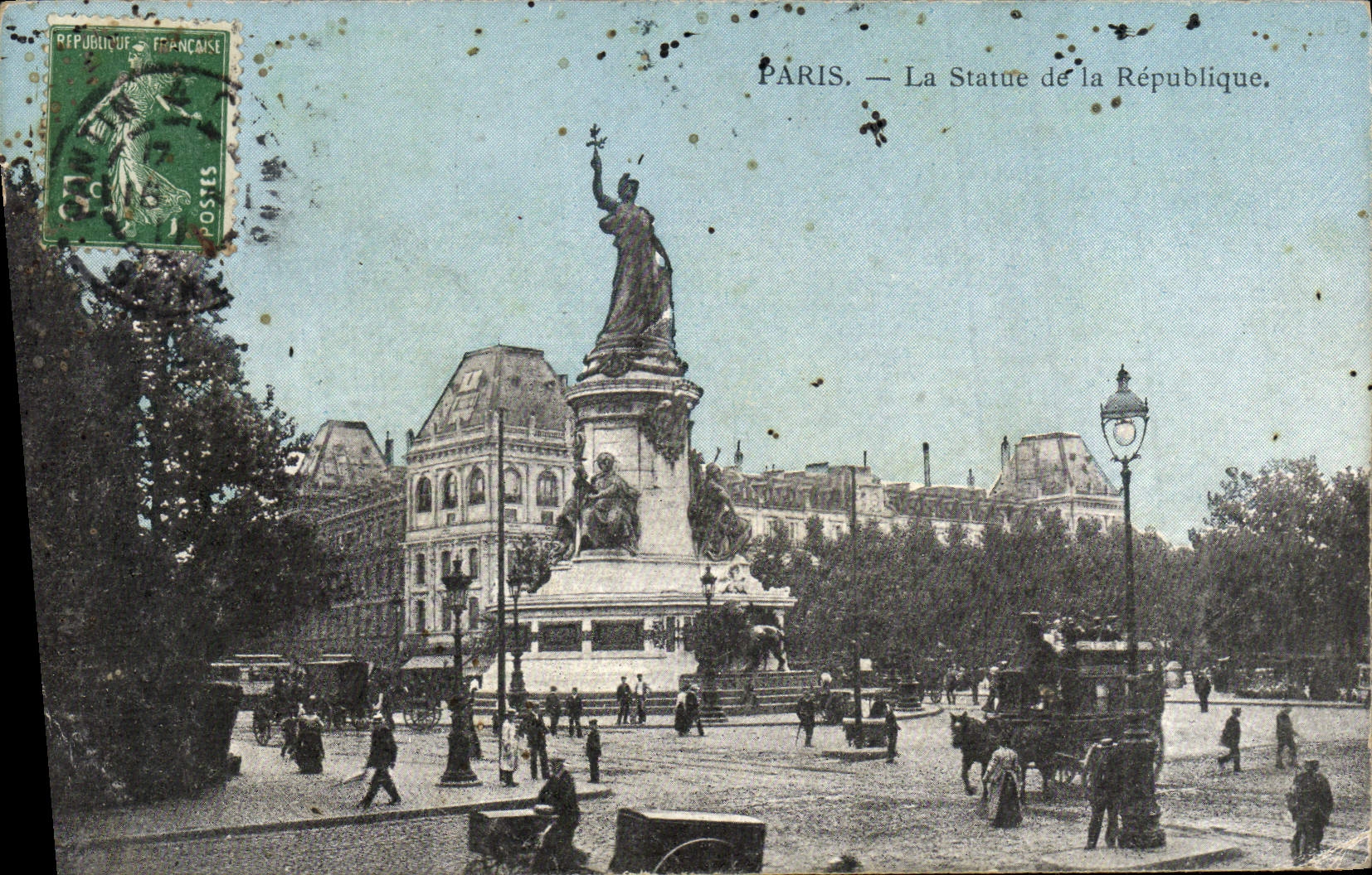 CPA Paris La Statue De La Repbulique