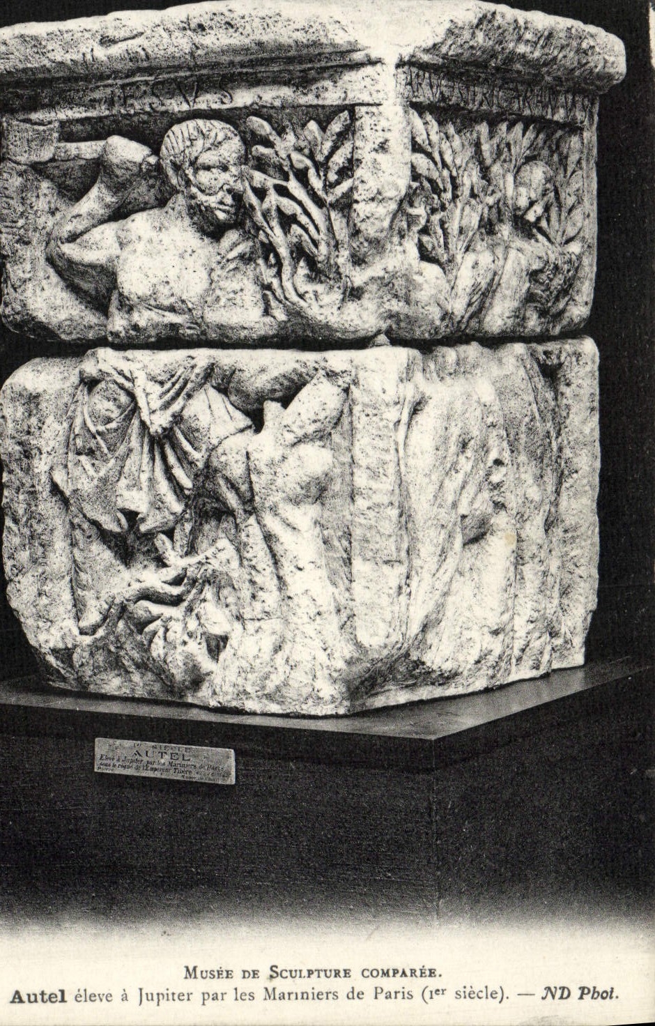 CPA Musee De Sculpture Comparee Autel Eleve A Jupiter Par Les Mariniers De Paris