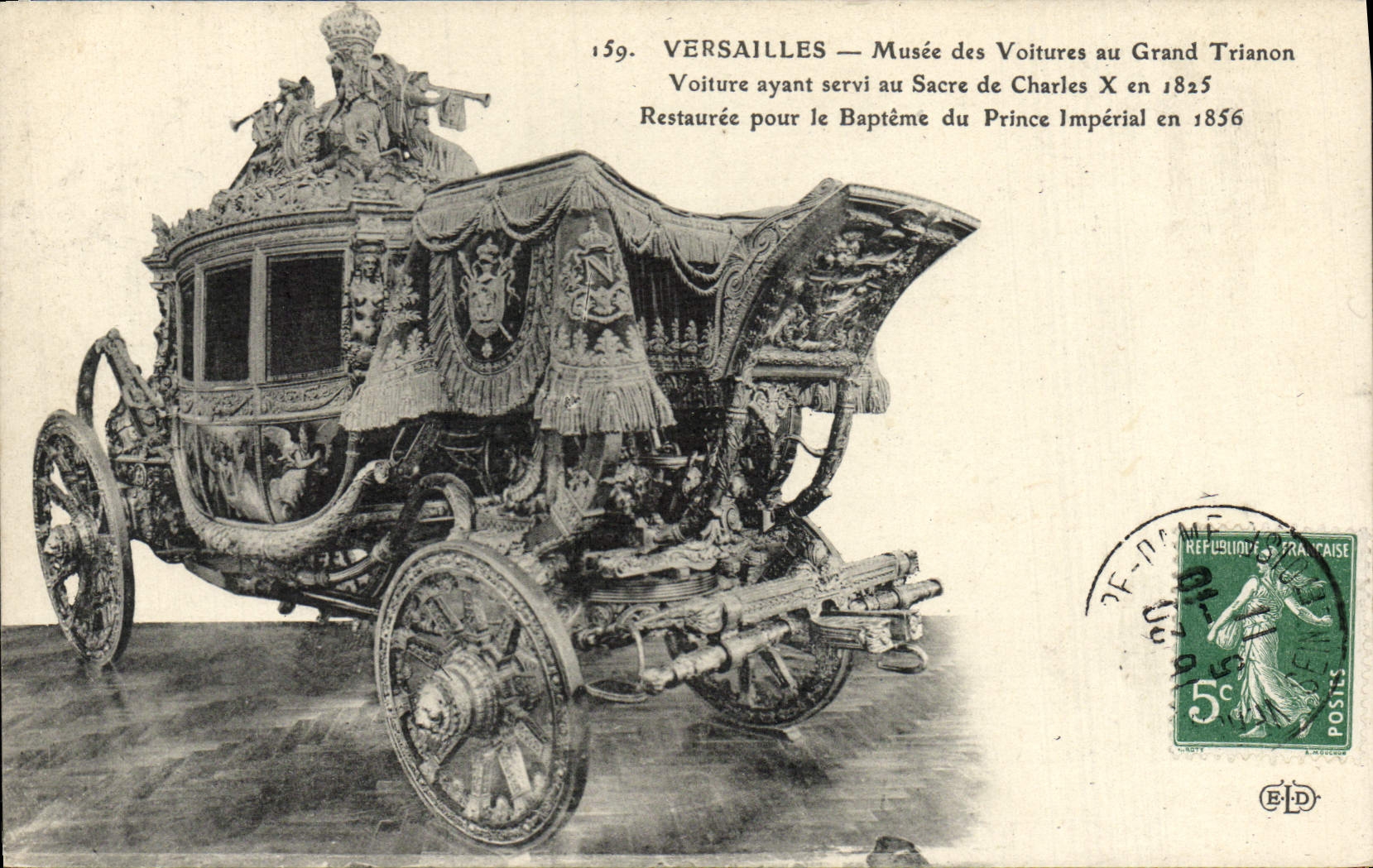 CPA Versailles Musee Des Voitures Au Grand Trianon Voiture Ayant Servi Au Sacre De Charles X