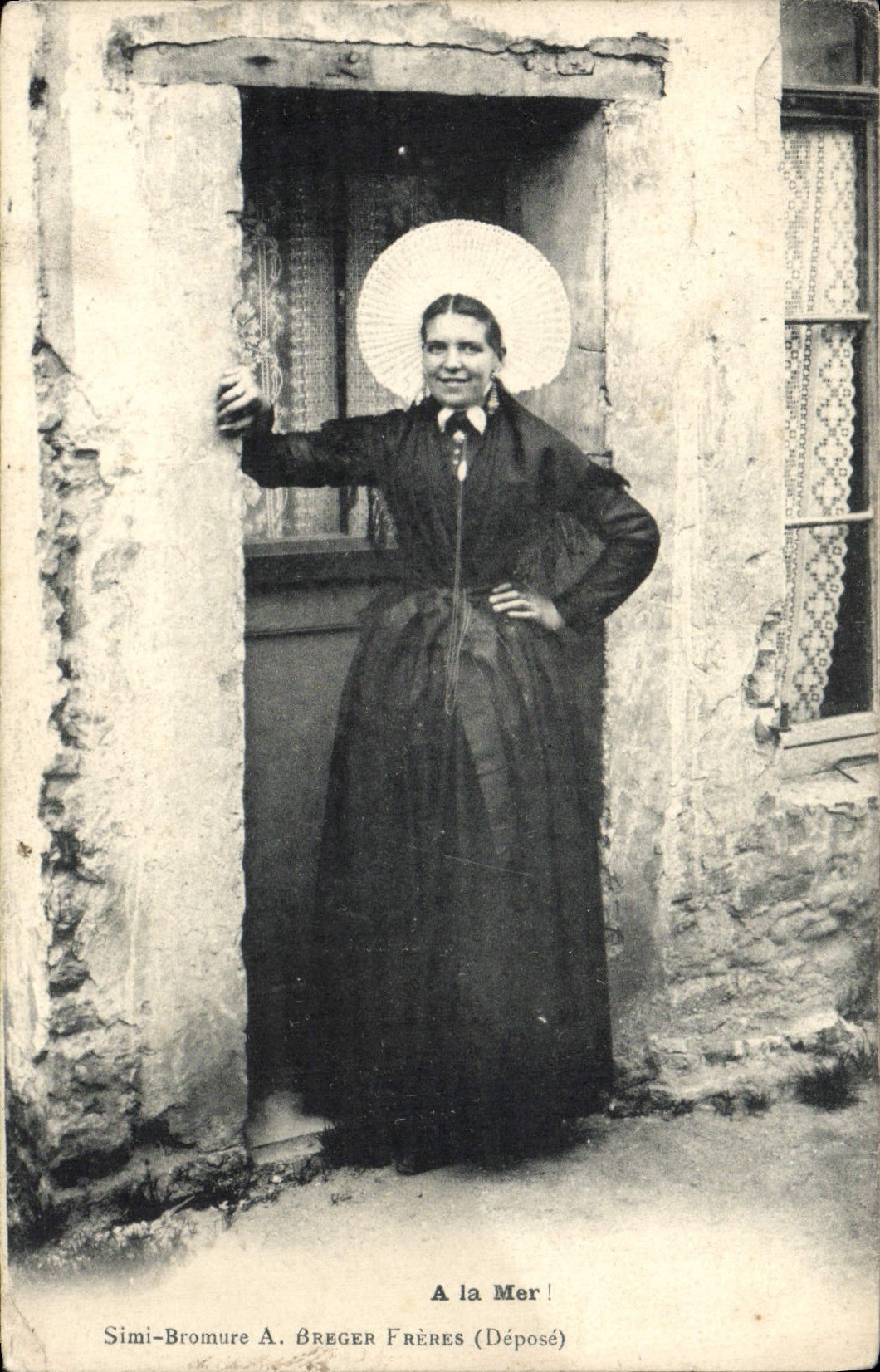 Femme à la mer — Simi-Bromure — A. Bréger Frères (Déposé)