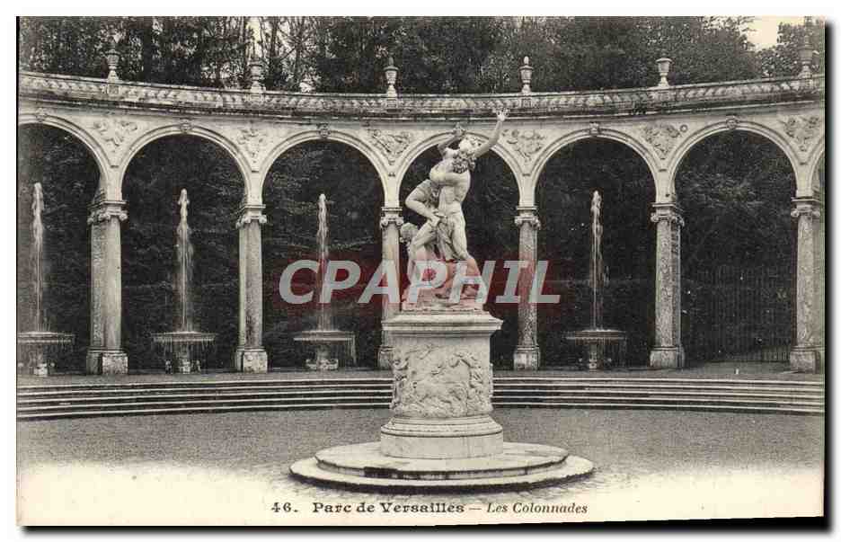 CPA Parc de Versailles Les colonnades