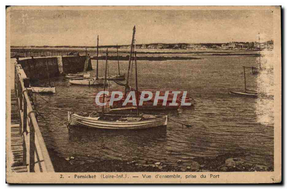 CPA Pomichet Vue D'ensemble Prise du Port bateaux de peche