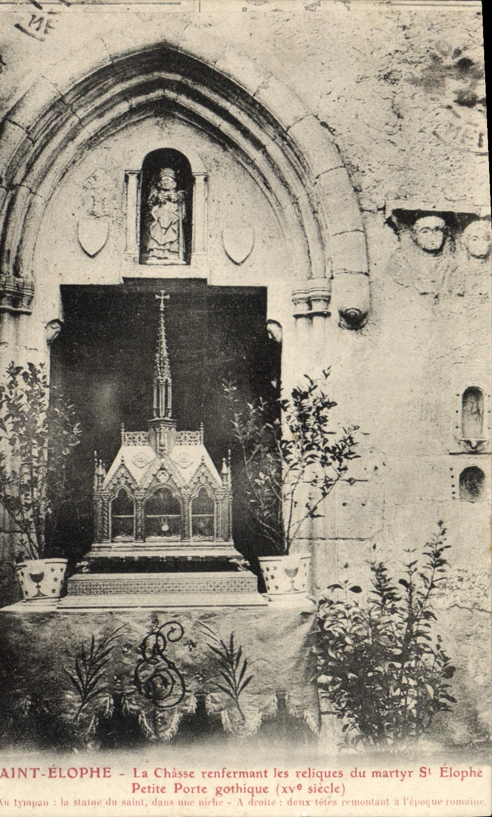 CPA Saint Elophe La Chasse Renfermant les Reliques du Martyr Elophe Petite porte gothique 