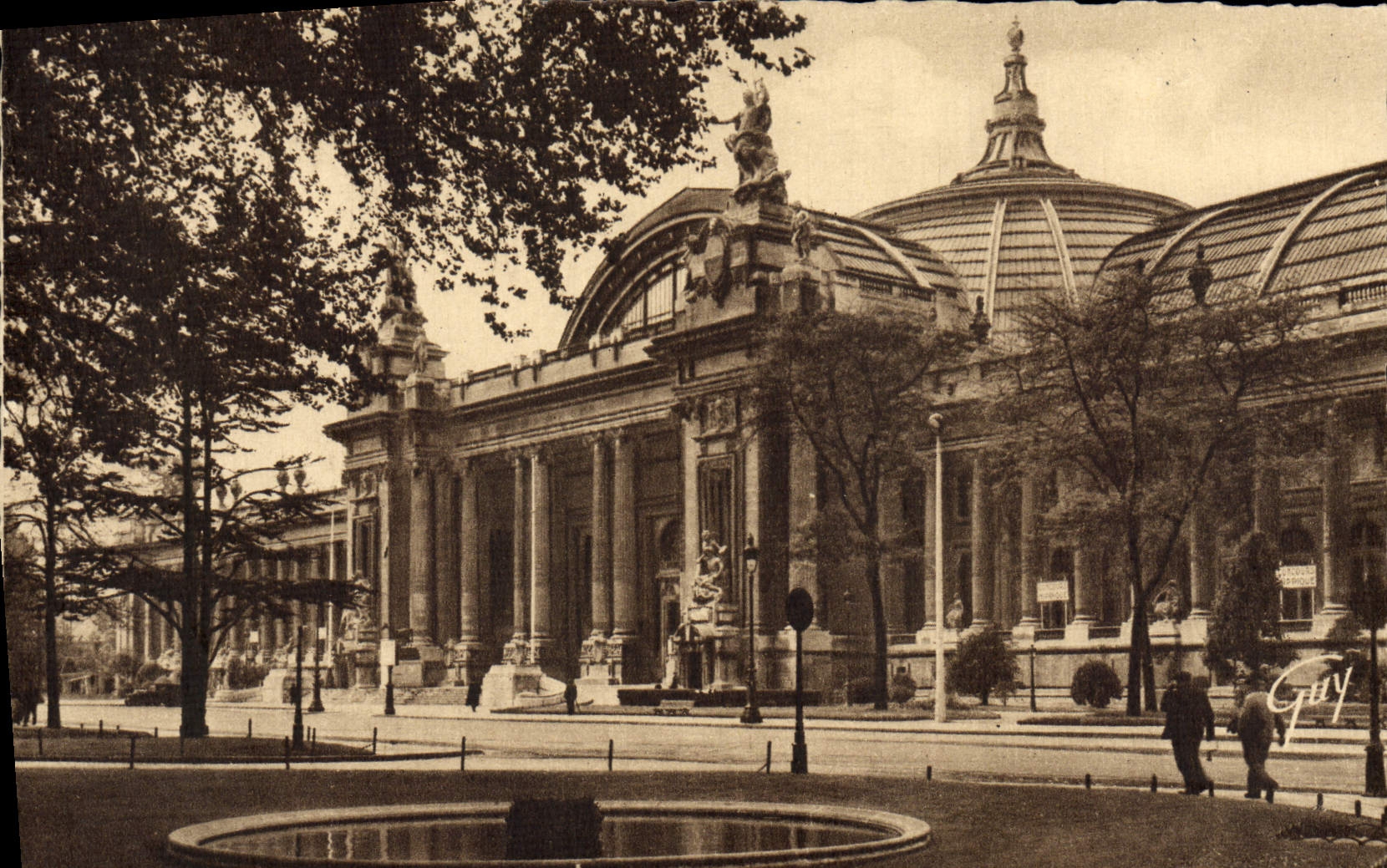 CPM Paris Et Ses Merveilles Le Grand Palais Vignette Tour Eiffel