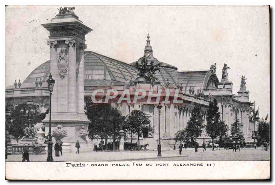 CPA Paris Grand Palais Vu du pont Alexandre III
