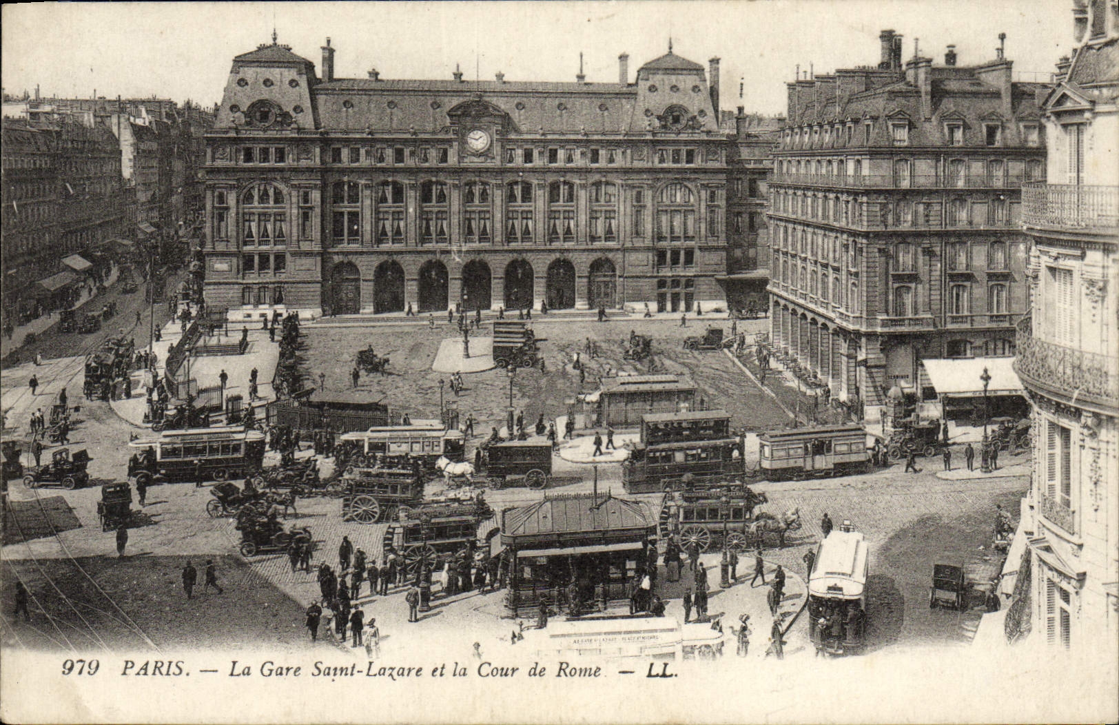 París — La Estación Saint-Lazare y la Cour de Rome — LL. — N° 979
