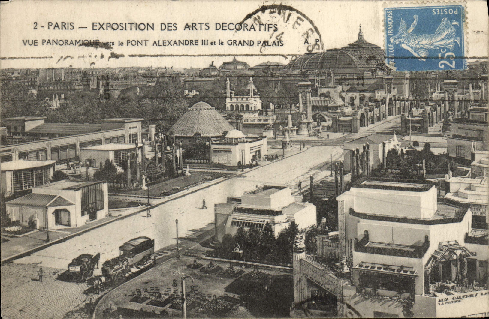 CPA Paris Exposition Des Arts Decorafits Vue Panoramique Vers Le Pont Alexandre III et le grand Palais 