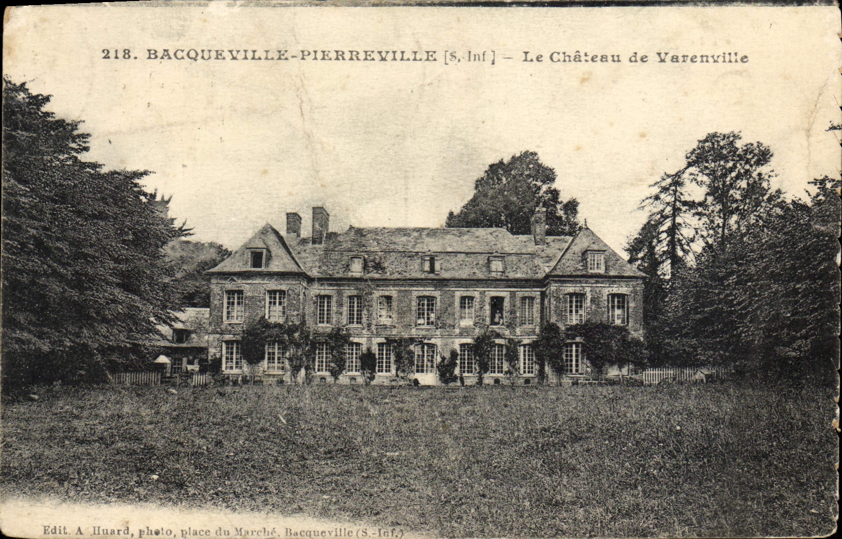 Bacqueville-Pierreville — Le Château de Varenville — Edit. A. Iluard