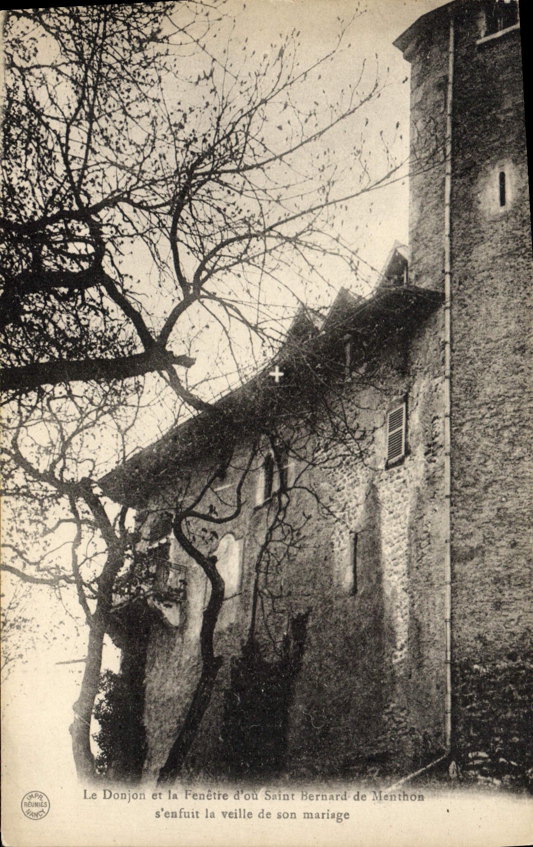 CPA Le Donjon Et La Feuetre D'Ou Saint Bernard De Manthos s'enfuit la veille de son mariage 