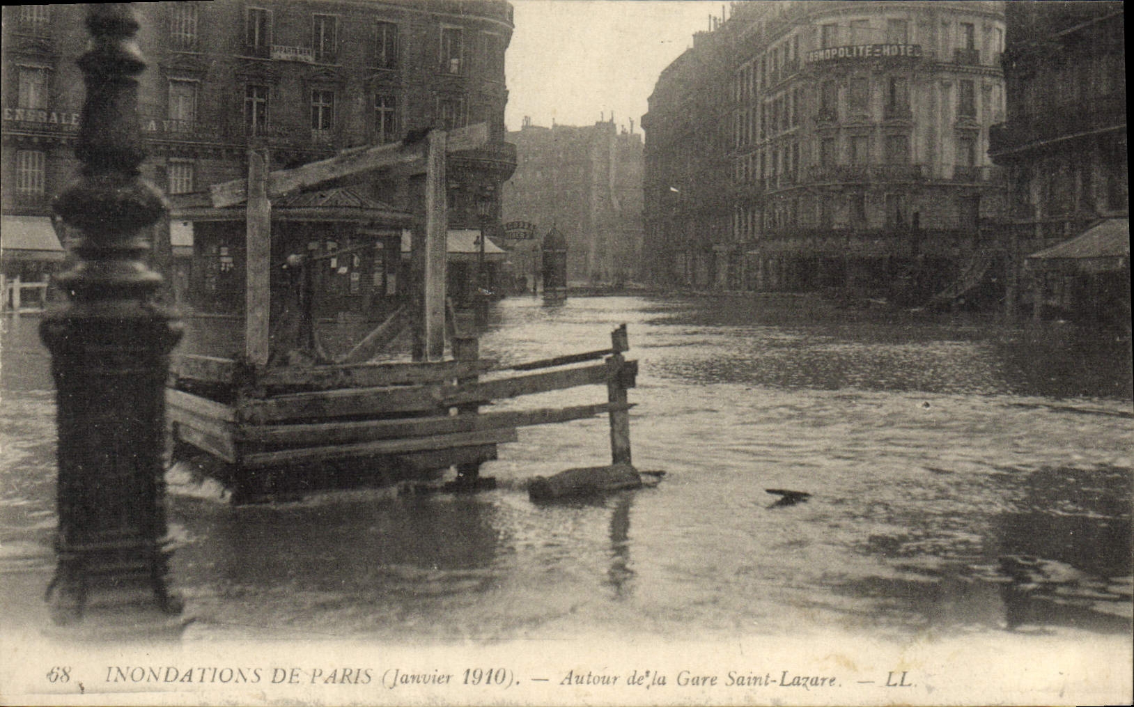 Inondations de Paris (Janvier 1910) — Autour de la Gare Saint-Lazare — LL