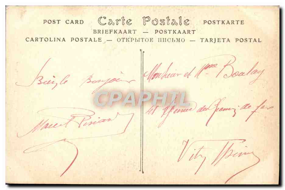 Femme allumant sa pipe — Costumes bretons — ND Phot. 389 — Reverso