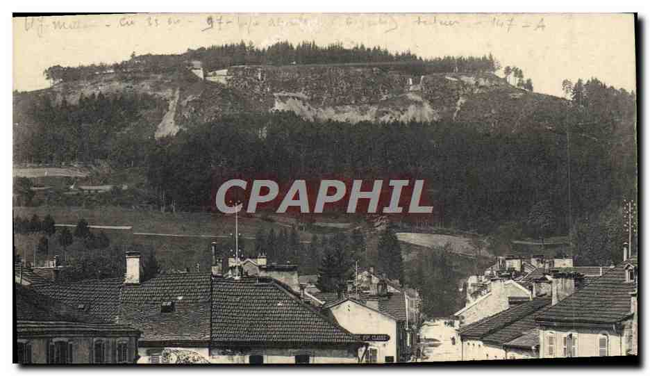 CPA Ville au bord des montagnes