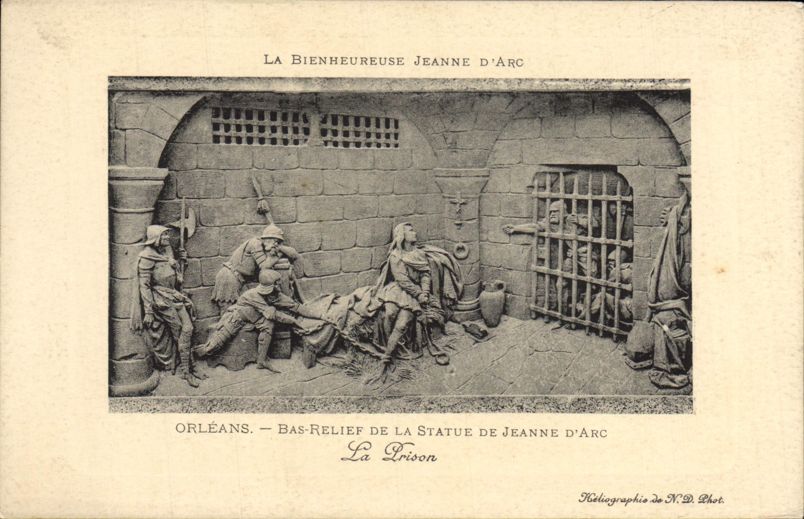 CPA La Bienheureuse Jeanne d'Arc Orleans Bas Relief De A Statue De Jeanne d'Arc