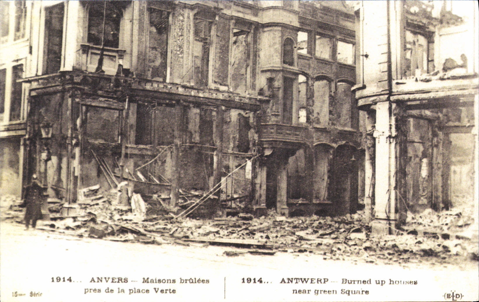 CPA Anvers Maisons brulees pres de la place verte Militaria 