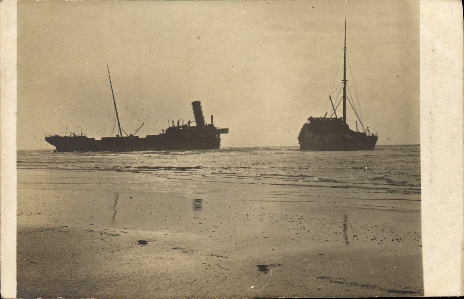CARTE PHOTO Paris Plage Le Touquet Bateau Echoué