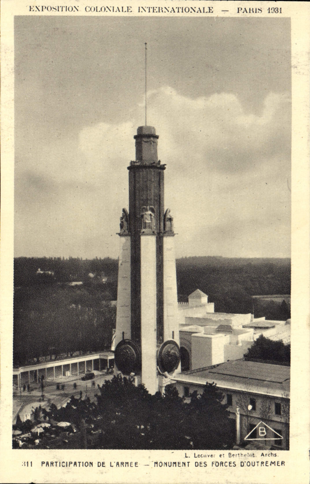 CPA Exposition Coloniale Internationale Paris 1931 Participation de l'armee Monument des Forces d'Outremer