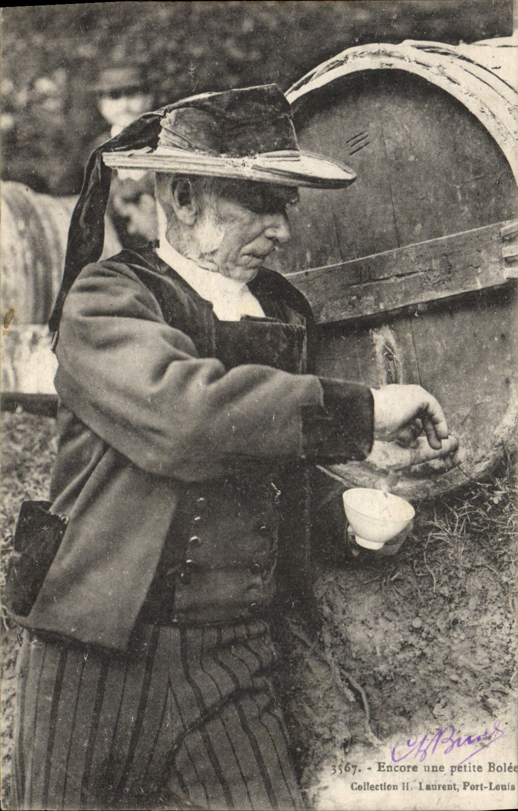 Ein alter Mann, der Wein gießt — Sammlung II. Laurent, Port-Louis — n° 3567 - Vorderseite