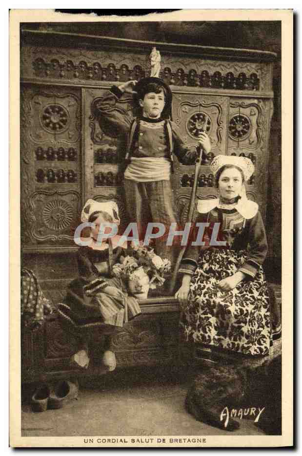 CPA Un Cordial Salut deBretagne Femme Enfants Folklore