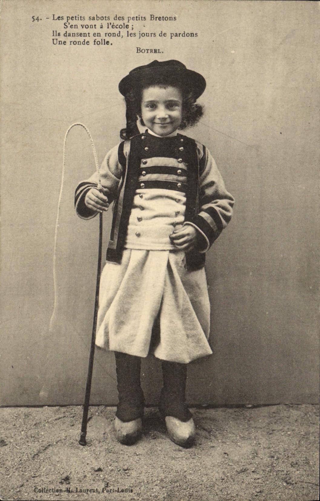 CPA En Bretagne Enfant Folklore