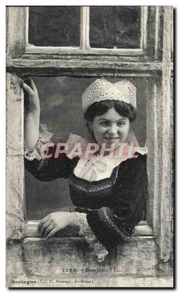 CPA Bretagne Bonjour Femme Folklore