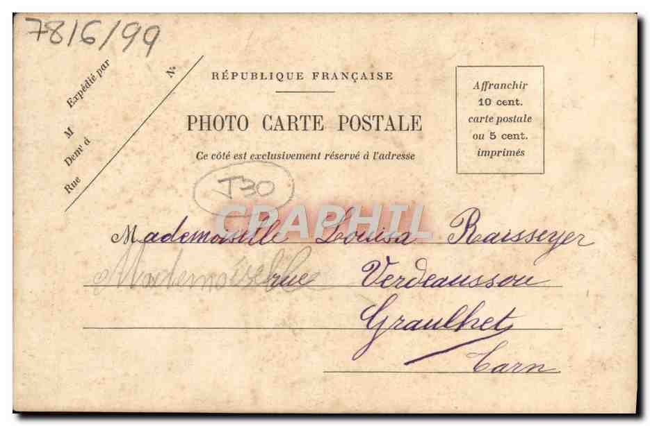 CPA El Que Dieu Protege la France Folklore Enfant — Verso