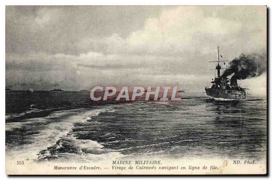 CPA Marine Militaire Virage de Cuirasses navigant en ligne de file Bateau 