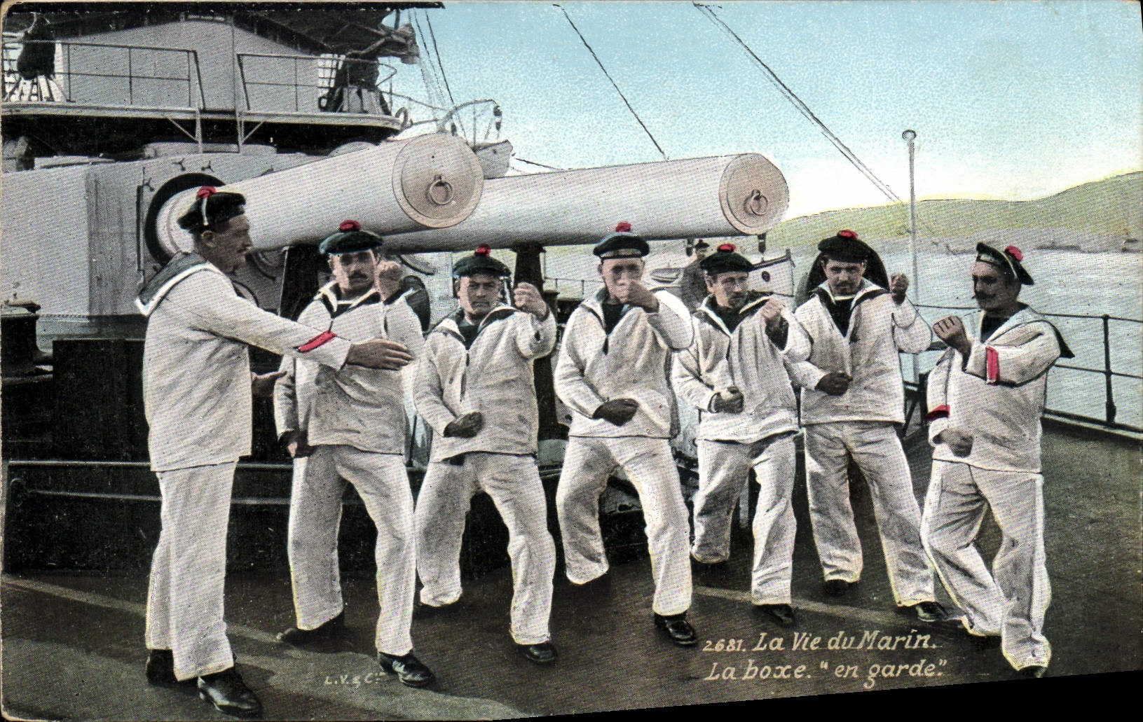 Marins en boxe — 'en garde' — La Vie du Marin, n° 2681