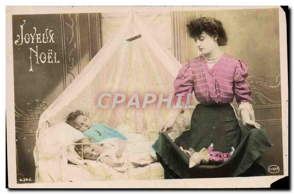 CPA Fantaisie Femme enfants Noel Poupee