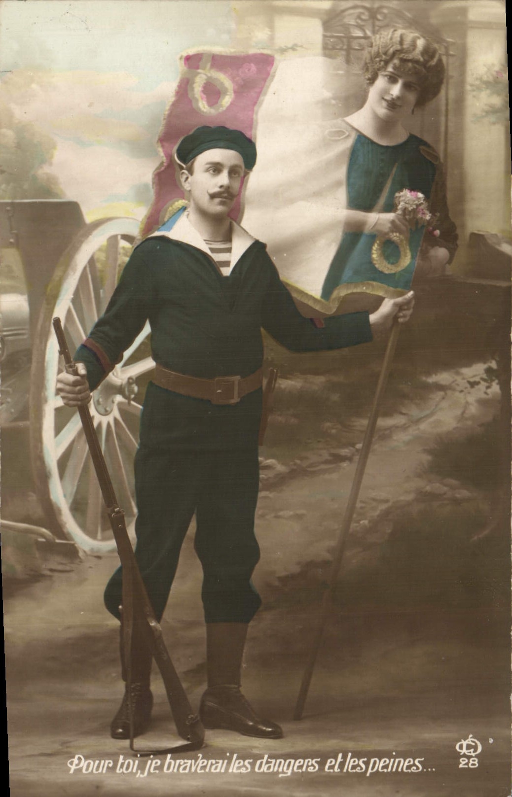 CPA Fantaisie Femme Marin Canon 