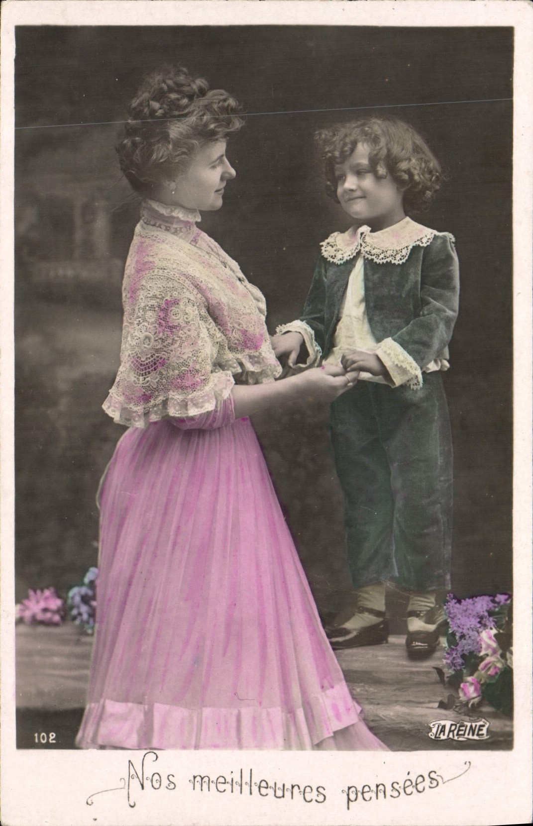 Donna e bambino — Le nostre migliori pensieri — LA REINE, n°102