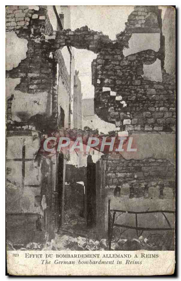 CPA Effet du bombardement allemand a Paris Reims Militaria