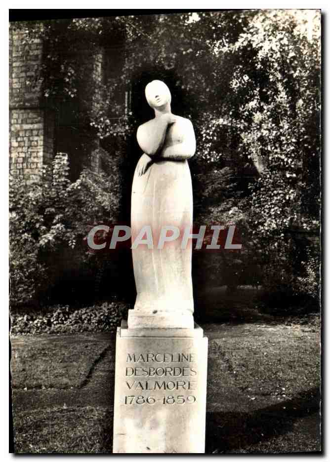 CPM Douai Statue de Marceline Desbordes Valmore Albert Bouquillon