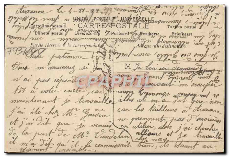 CPA Fantaisie Femme sur un chemin Folklore — Rückseite