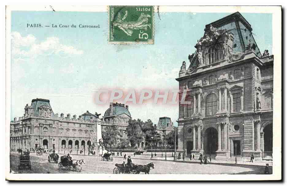 CPA Paris La Cour du Carrousel