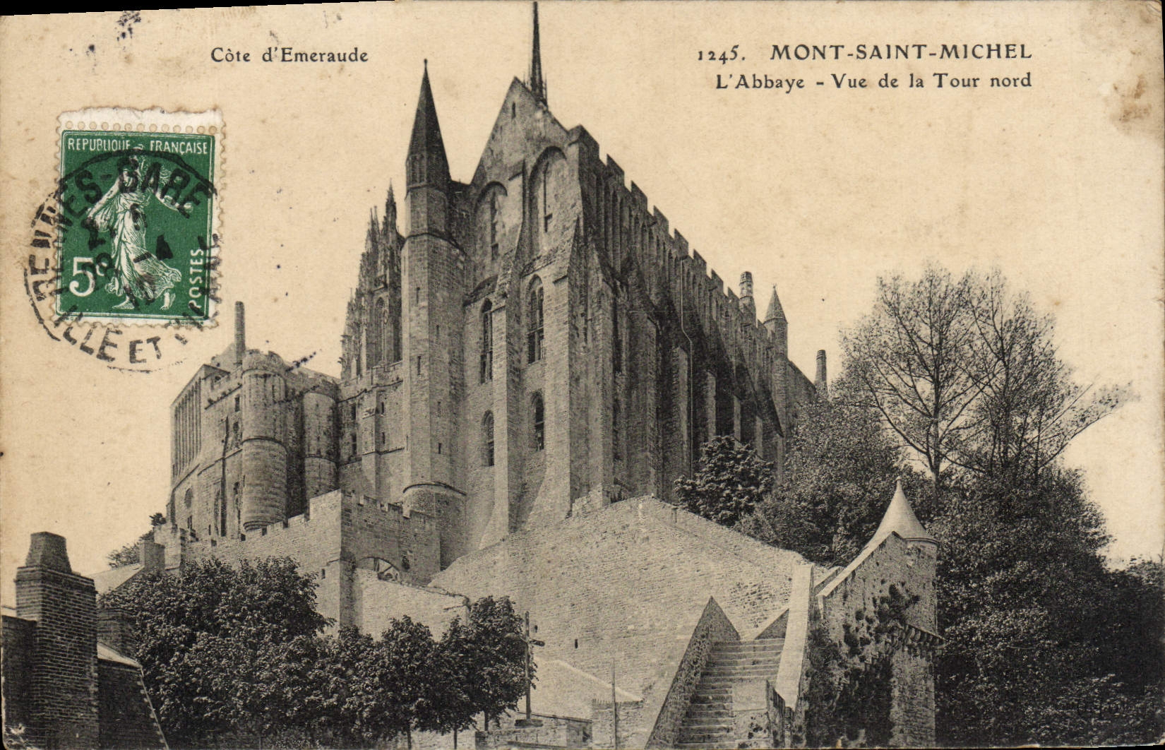 CPA Le Mont Saint Michel L'Abbaye Vue de la Tour nord
