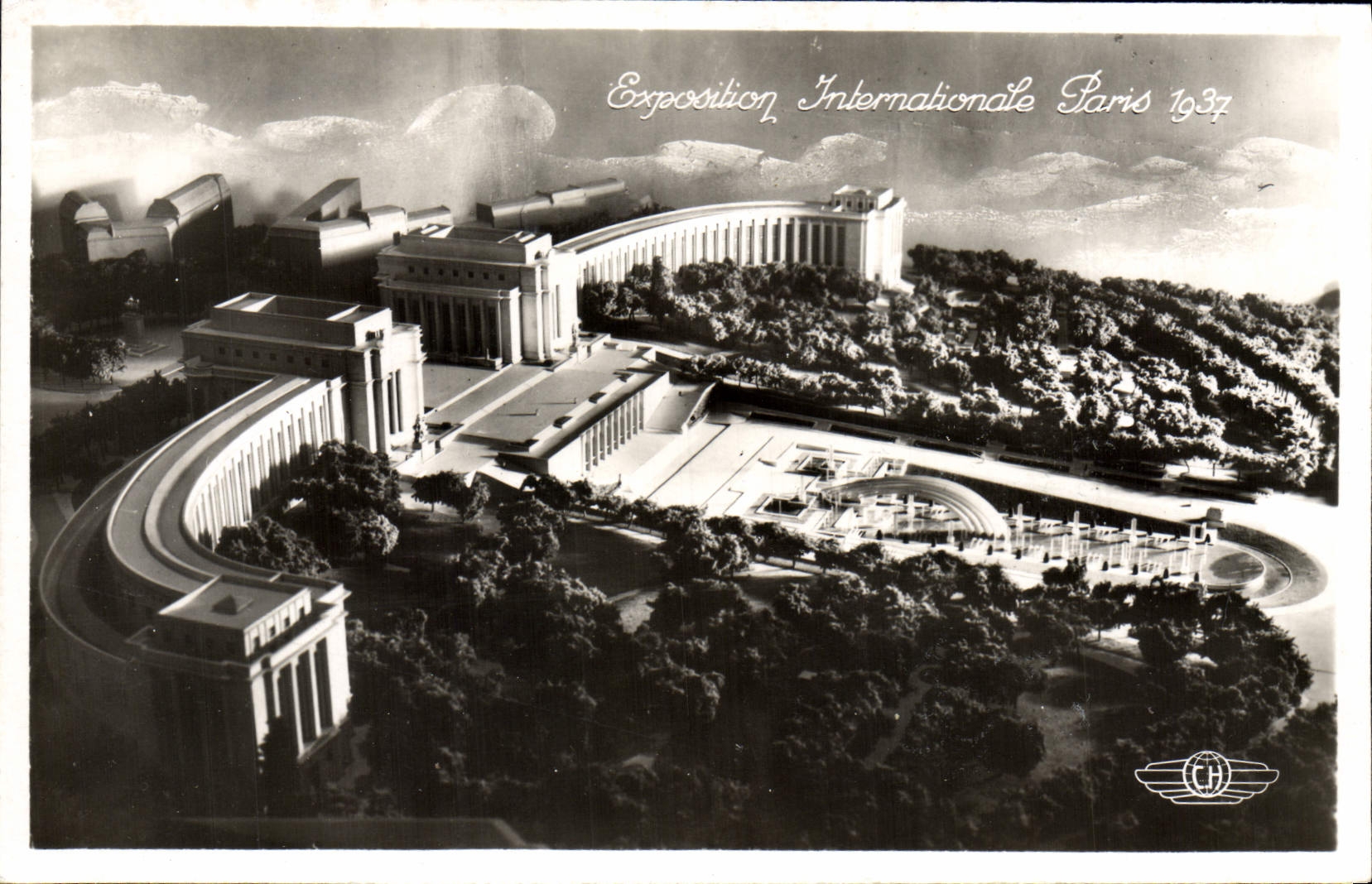 CPA Exposition Internationale Paris 1937 Le palais du Trocadero et les bassins