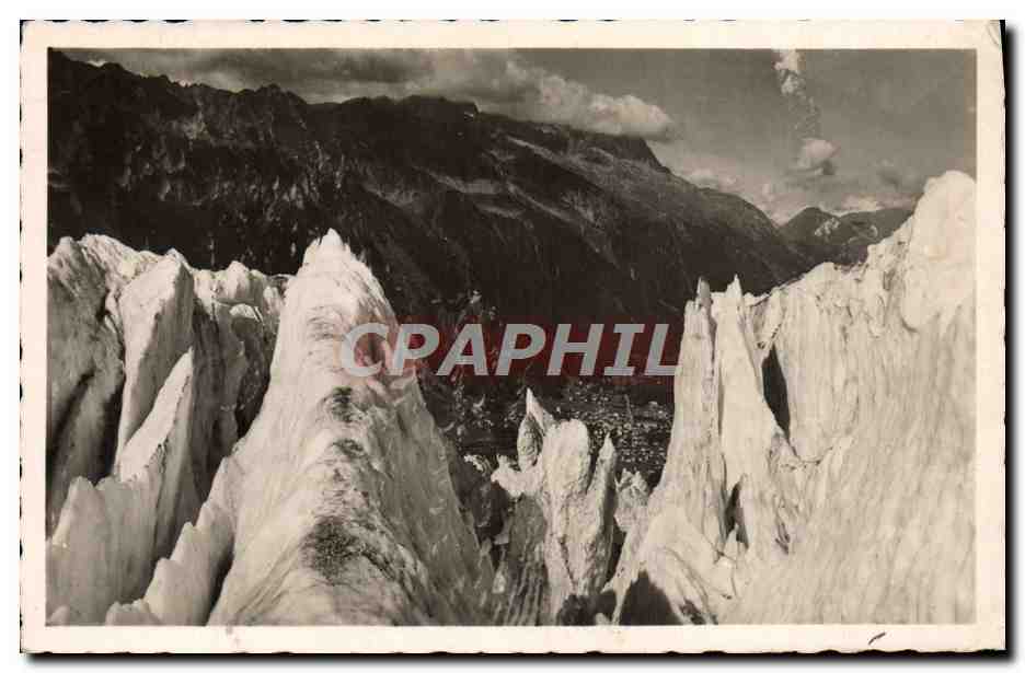 CPM Chamonix vu des Pyramides Glacier des Bossons