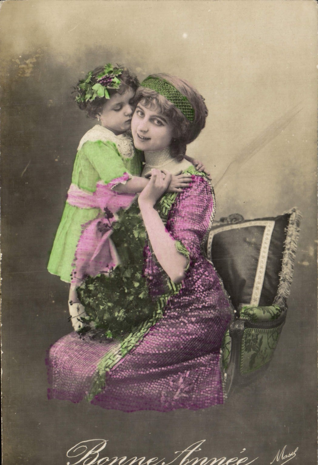 Mujer y niño — Buena Año — Massel