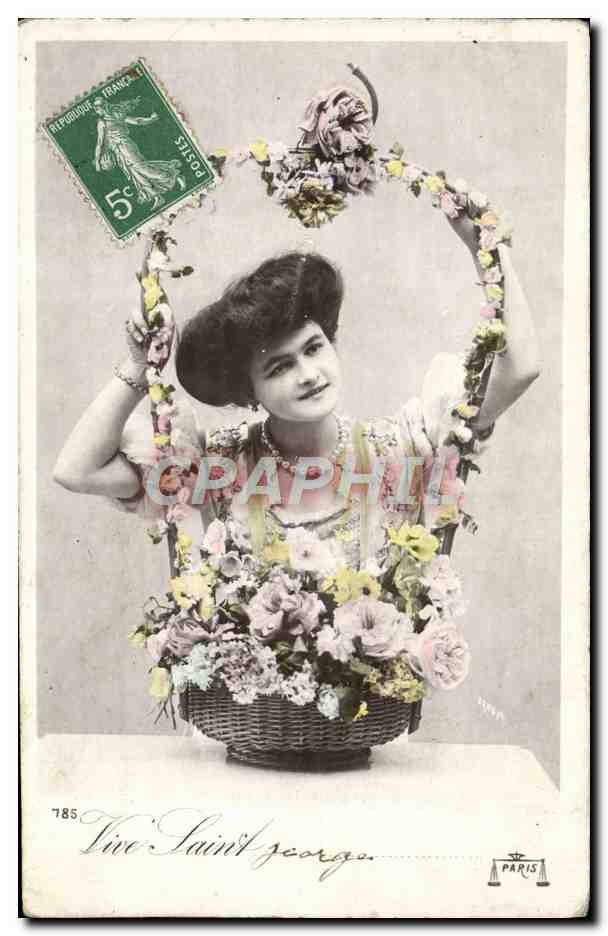 Femme tenant un panier de fleurs — Saint-Georges — Paris, n°785