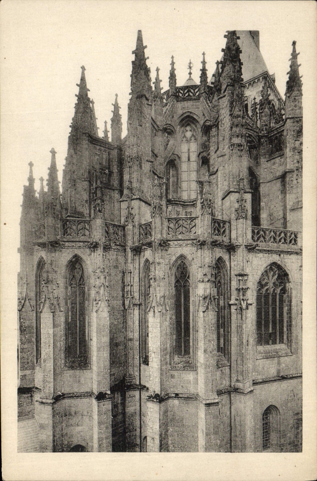 Abadía del Mont-Saint-Michel — Cúpula de la iglesia abacial — Edición de los Monumentos Históricos