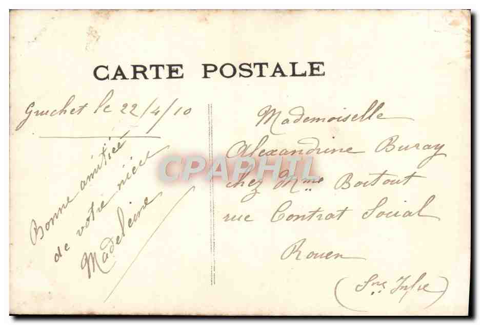 Femme en robe à volants tenant des roses — éditeur EXTRA, n° 134 — Verso