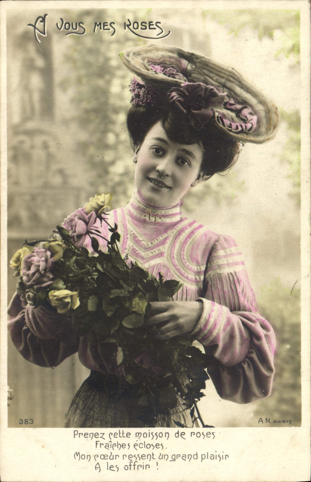 Je vous mes roses — jeune femme offrant un bouquet de roses — A.N. Paris, n° 383