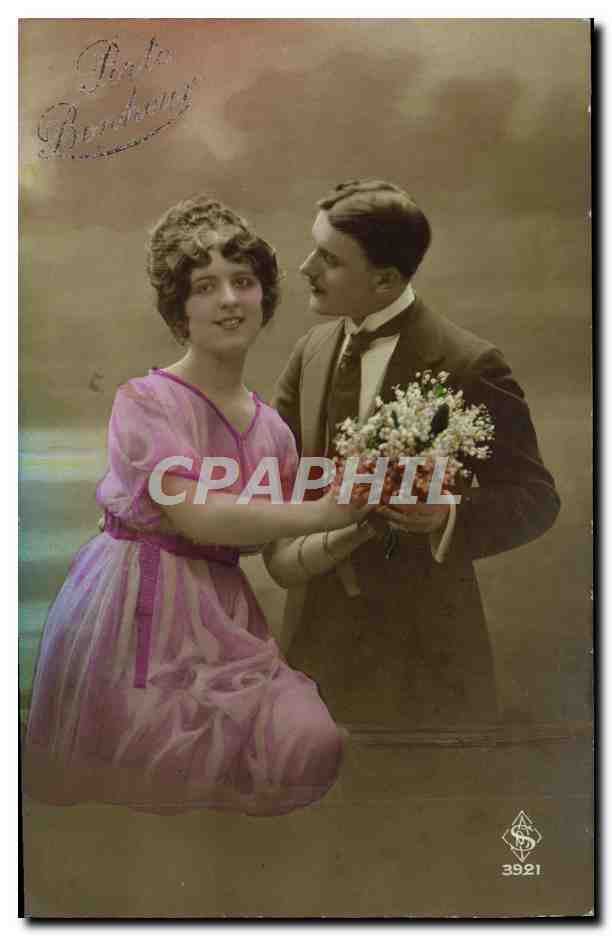 CPA Fantaisie Fleurs Muguet Femme