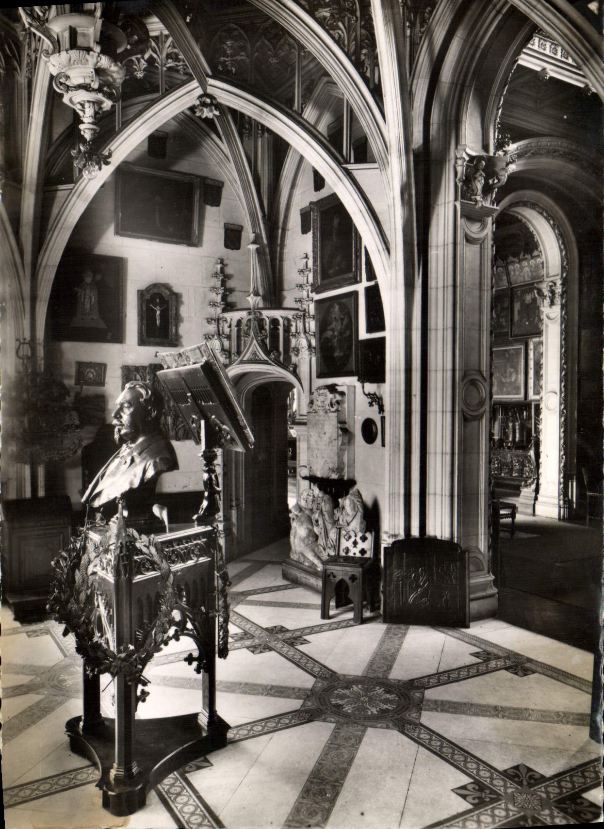 CPM La Benedictine A Fecamp Le Musee L'Oratoire