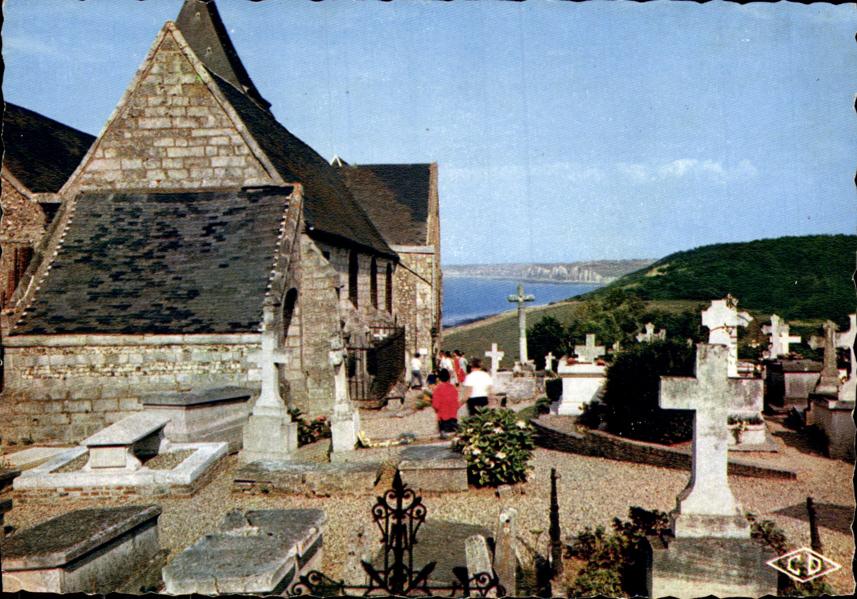 CPM Varengeville Sur Mer L'Eglise Saint Valery Et Le Cimetiere Marin