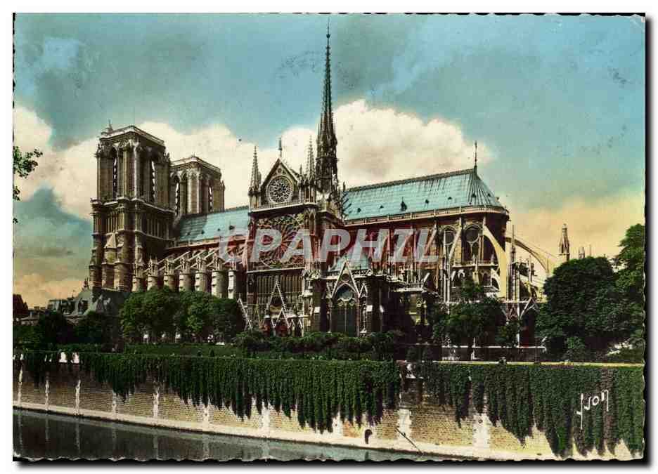CPM Paris Et Ses Merveilles Notre Dame 