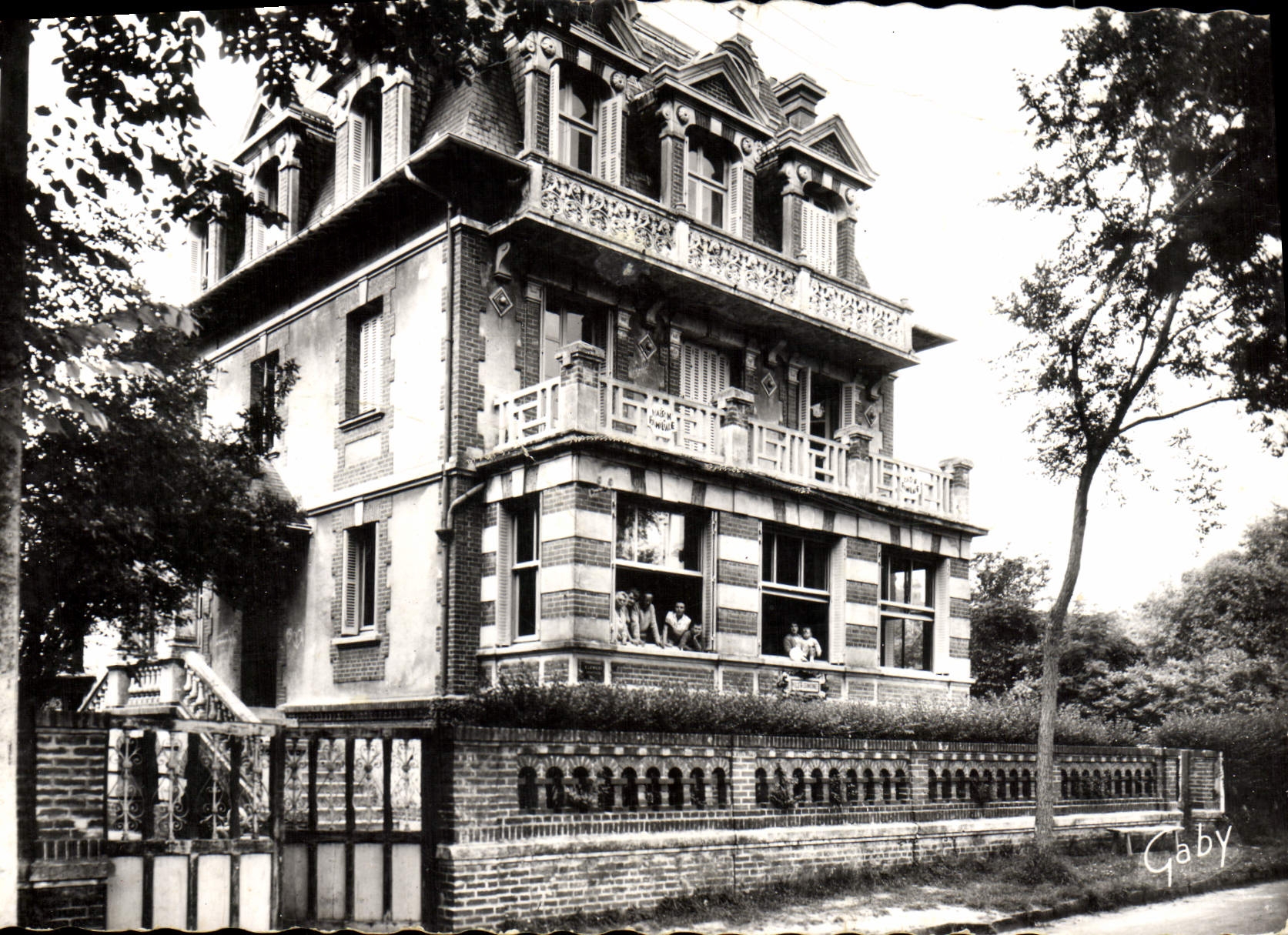 Maison Familiale de Vacances — 1, Avenue de la Gare — Houlgate (Calvados) — Gaby