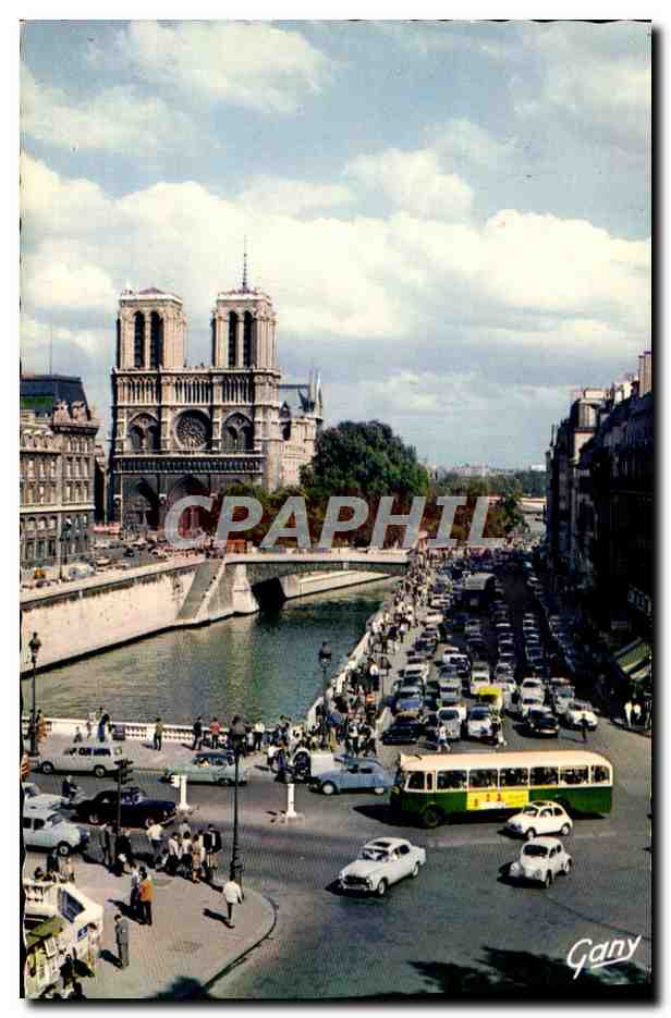 CPM Paris Notre Dame et la Seine
