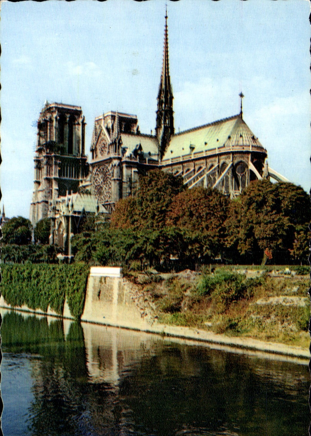CPM Paris Notre Dame et la Seine