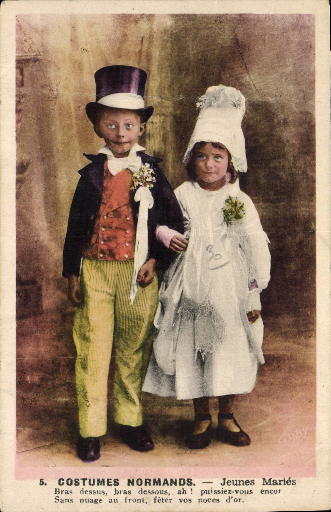 CPM Costumes Normands Jeunes Maries Enfants Folklore